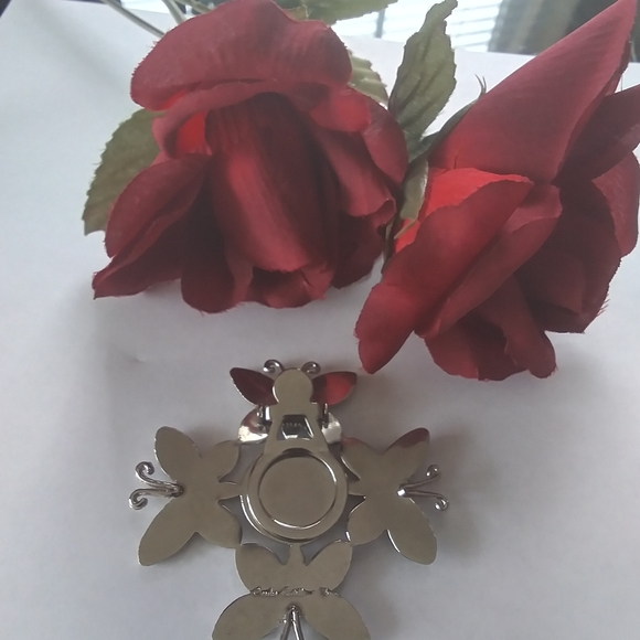 Neiman Marcus SCARF CLIP Emilia Castillo 96 Butterflies Stainless Steel 2.5X2.5" - Picture 6 of 7